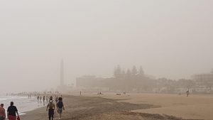 Desert storm (Cálima) ...